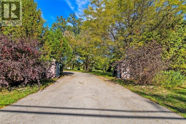 999 5 Concession W, Flamborough