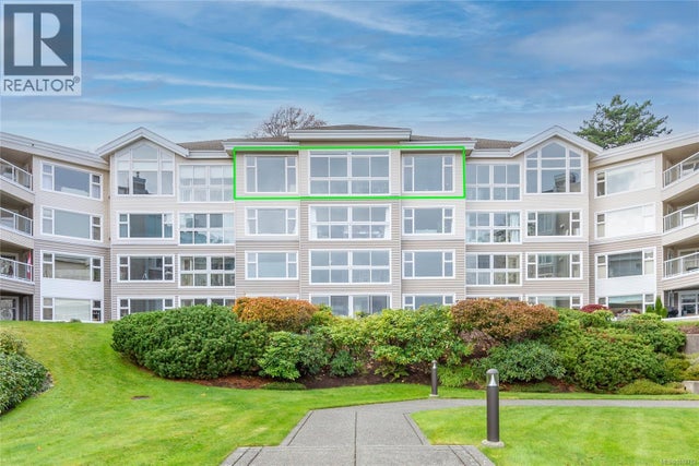 412 350 South Island Hwy, Campbell River