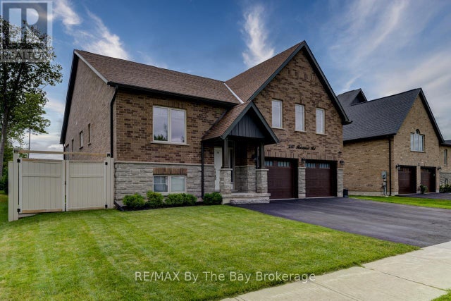 287 Robinson Road, Wasaga Beach