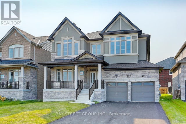 1580 Sharpe Street, Innisfil