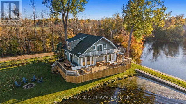 3882 Lannin Lane, North Grenville