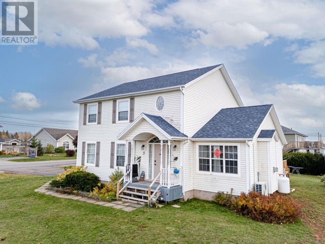 3 Macphee Street S, West Royalty