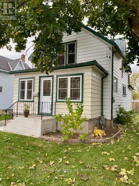 252 Romeo Street S, Stratford