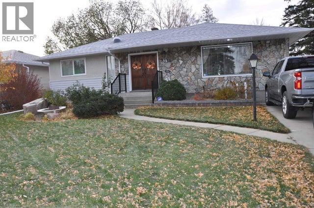 2310 10a Avenue S, Lethbridge