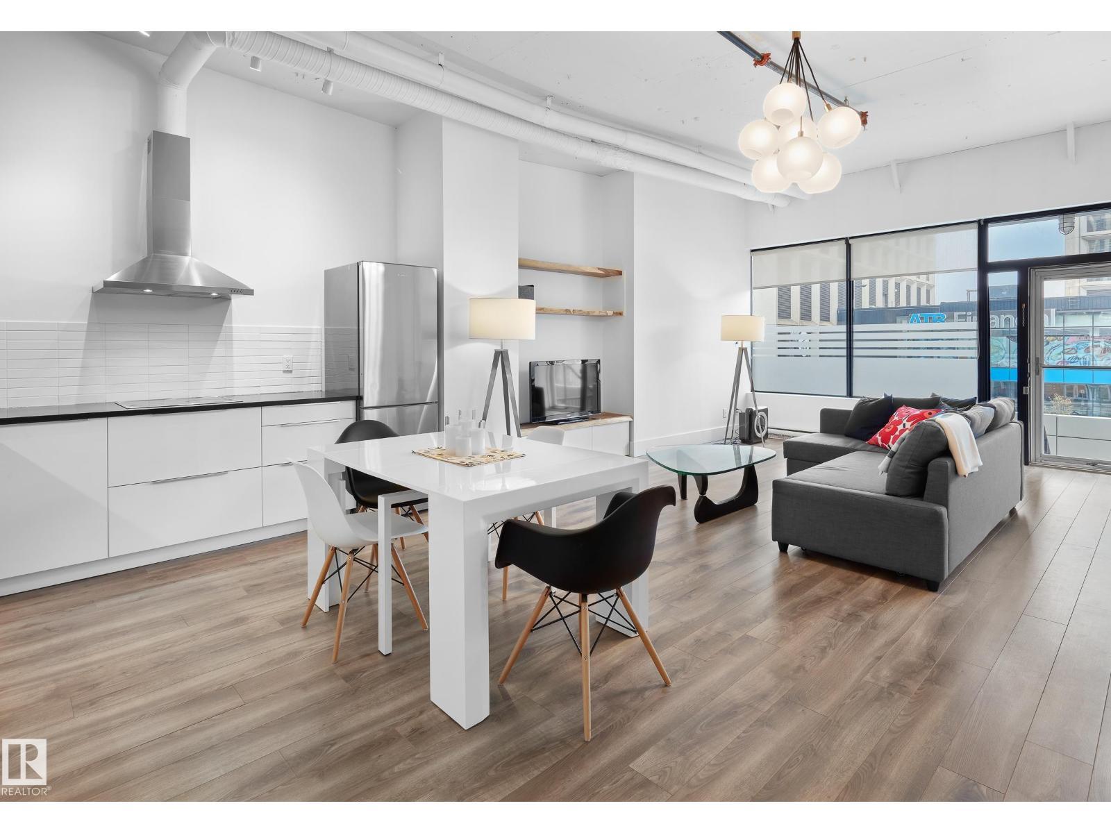 #210 10024 Jasper Av Nw, Edmonton