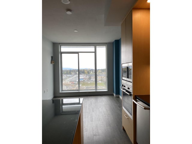 2004 13495 Central Avenue, Surrey