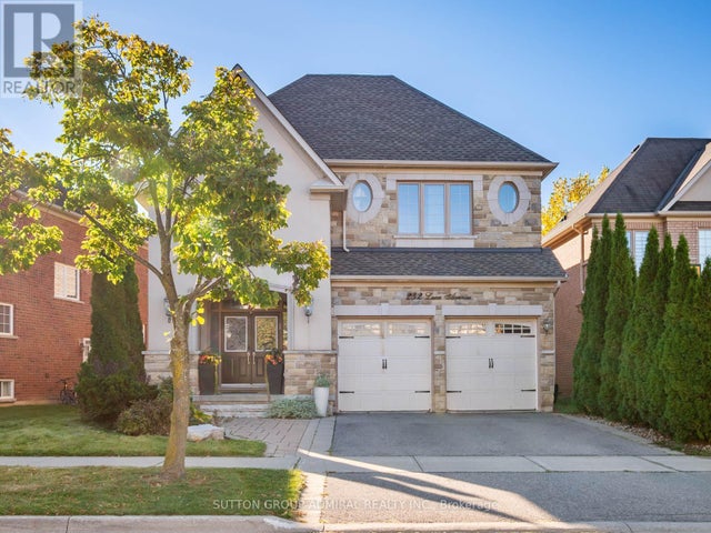 232 Luca Avenue, Vaughan (patterson)