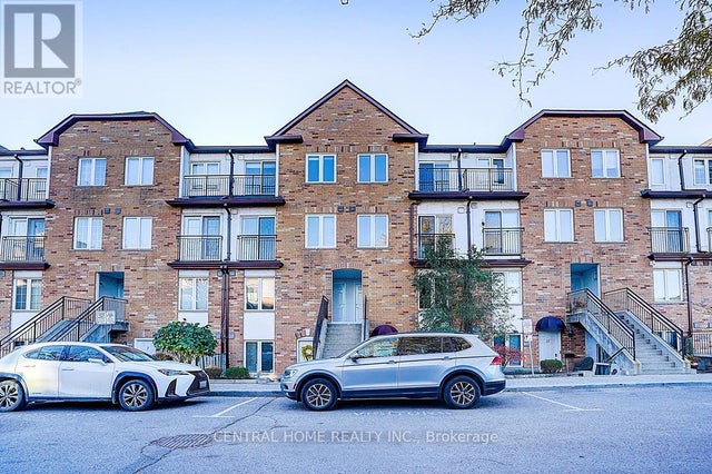 11 - 988 Sheppard Avenue W, Toronto (bathurst Manor)