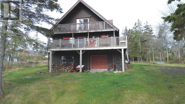 8937 Pepperell Street, St. Peter's