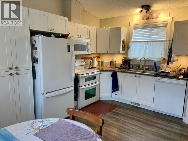 1034 Highway 3b Unit# 2, Montrose