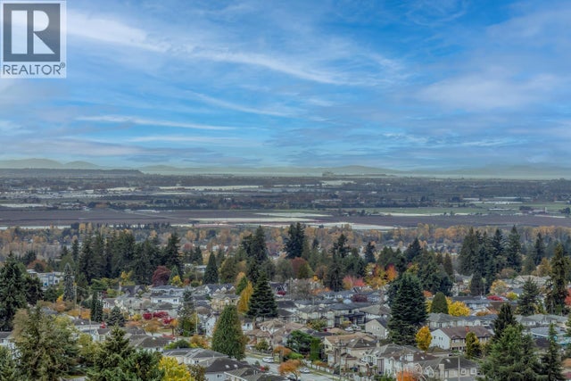 1704 6511 Sussex Avenue, Burnaby