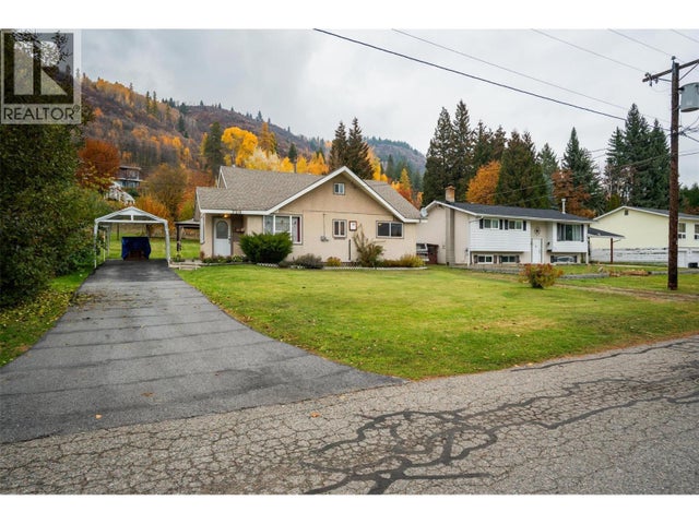 720 11th Avenue, Montrose