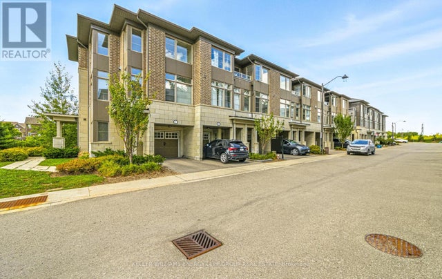 9 - 384 Arctic Red Drive, Oshawa (windfields)