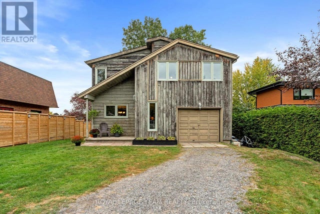 1119 Firefly Lane, Ottawa