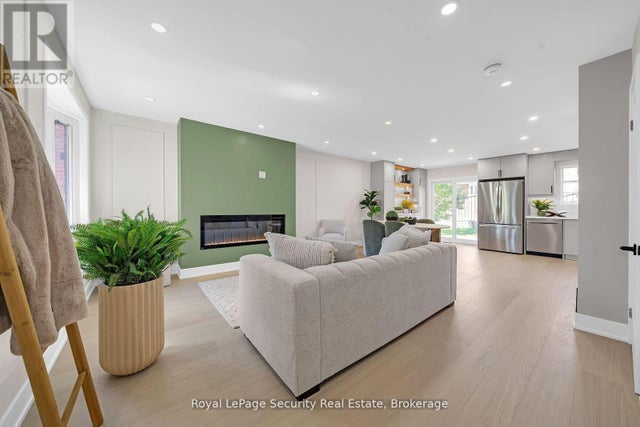 74 Andrea Lane, Vaughan (east Woodbridge)