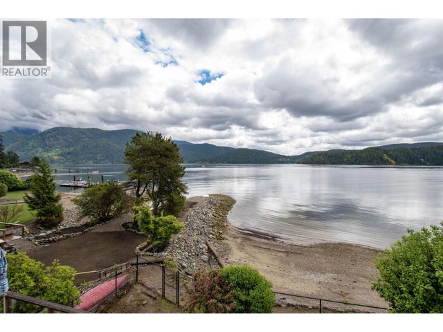 5293 Indian River Drive, North Vancouver
