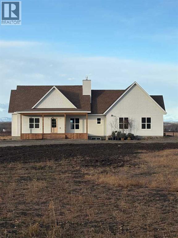 33080 Range Road 61, Rural Mountain View County