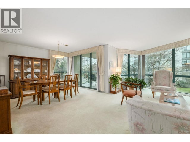 101 1427 Duchess Avenue, West Vancouver