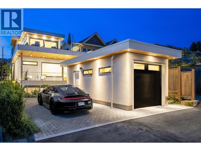 1236 Duchess Avenue, West Vancouver