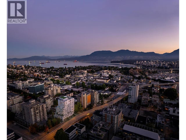 301 2323 Fir Street, Vancouver