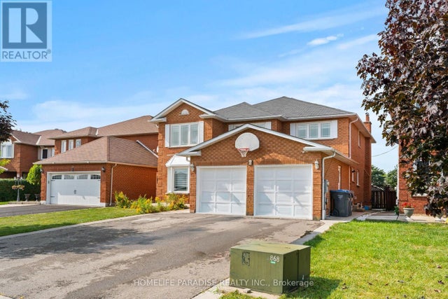6 Ivy Lea Court, Brampton (fletcher's West)