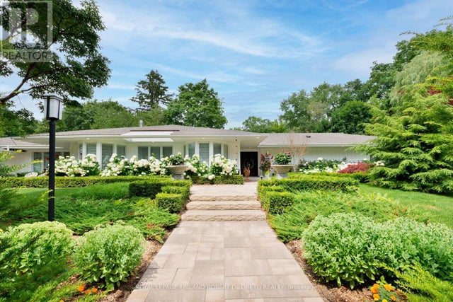 1 Doncaster Avenue, London North (north J)