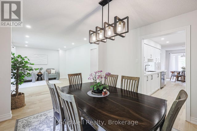 160 Charles Street, Vaughan (crestwood-Springfarm-Yorkhill)