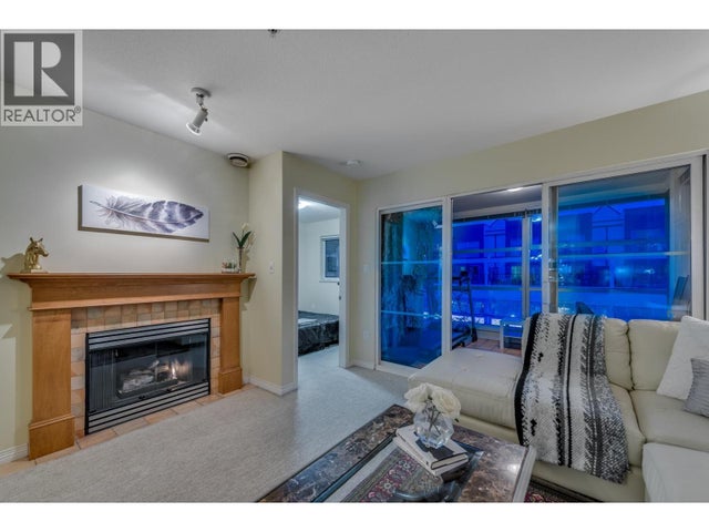 317 2929 W 4th Avenue, Vancouver