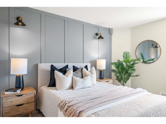 219 31955 Old Yale Road, Abbotsford