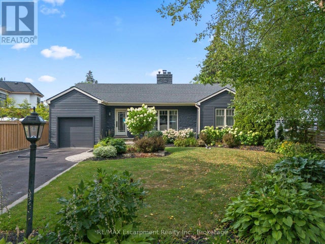 278 Carolyn Drive, Oakville (co Central)