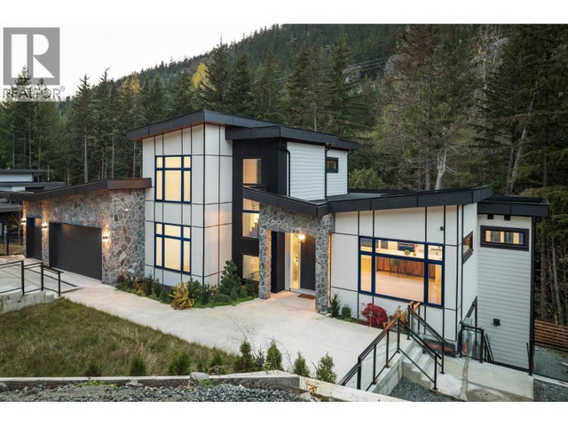 9113 Riverside Drive, Whistler