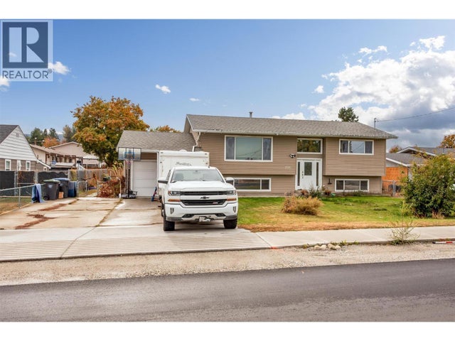 735 Belgo Road, Kelowna