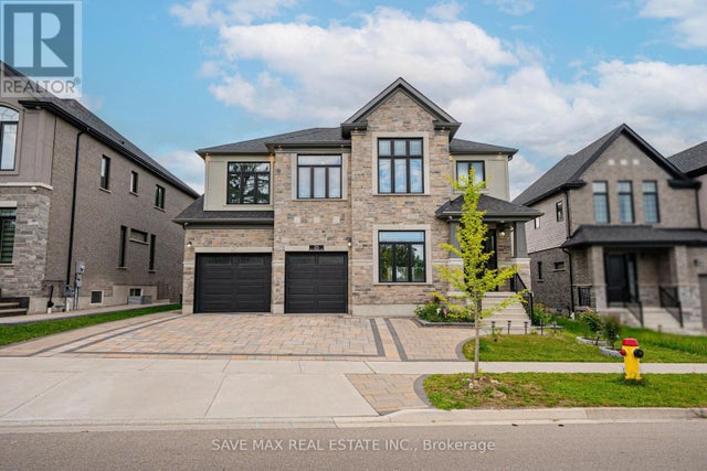 26 Falconridge Drive, Kitchener