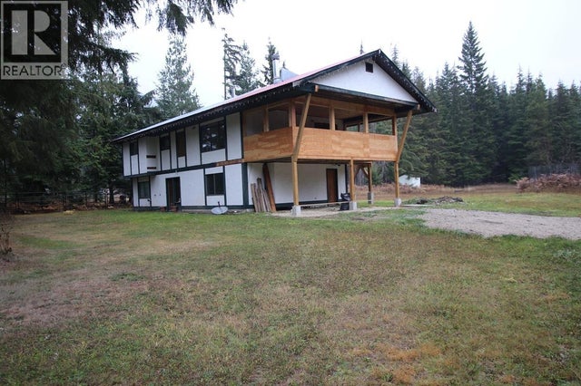 613 Wells Road, Nakusp