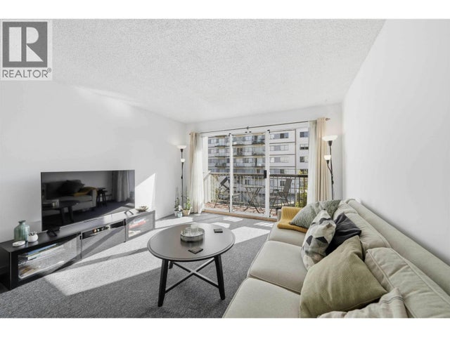 305 428 Agnes Street, New Westminster