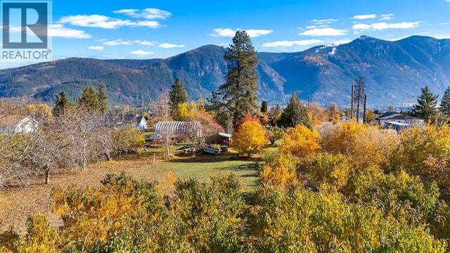 911 32nd Avenue S, Erickson