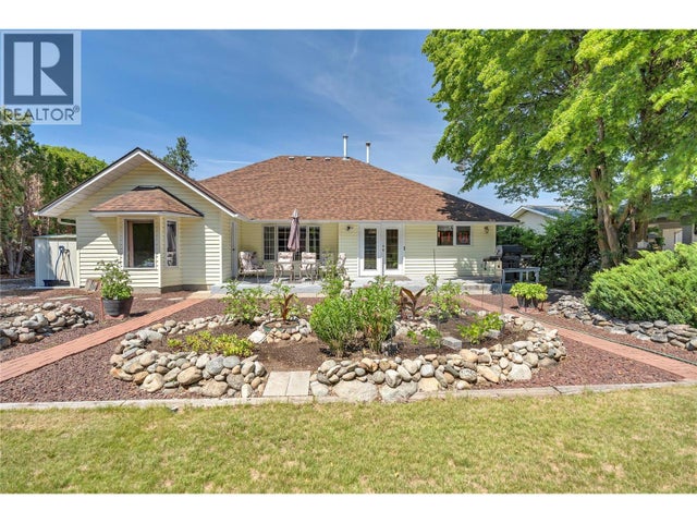 11915 Jubilee Road W, Summerland