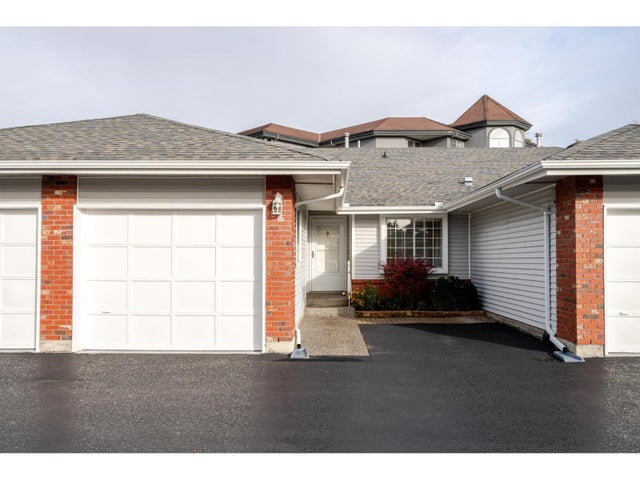 15 5365 205 Street, Langley