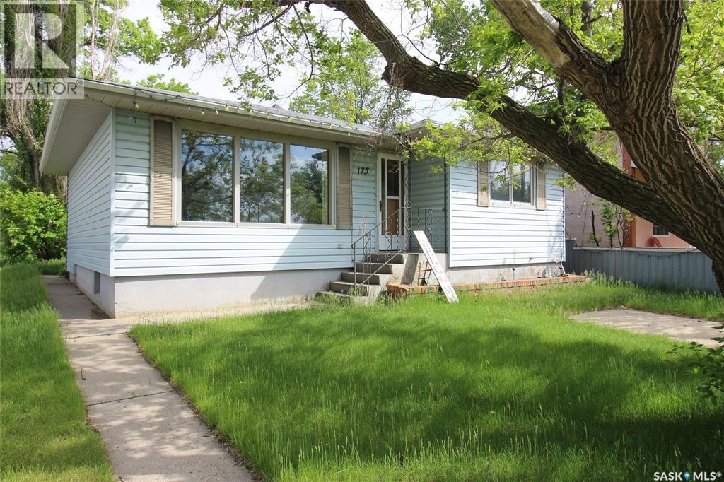 175 6th Avenue W, Shaunavon