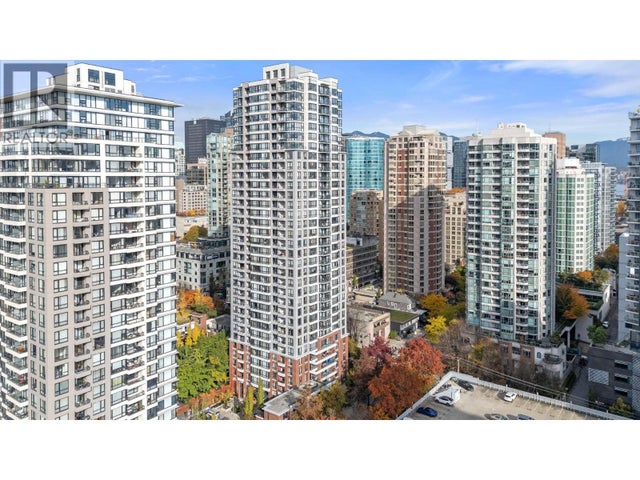502 909 Mainland Street, Vancouver