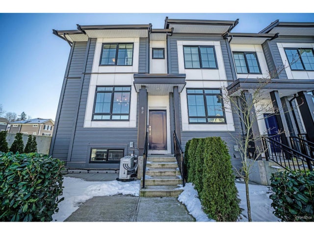 82 2075 Oak Meadows Drive, Surrey