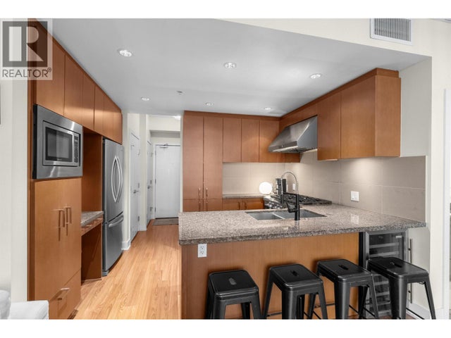 2705 3008 Glen Drive, Coquitlam