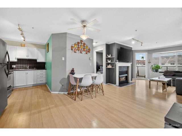 307 2958 Trethewey Street, Abbotsford