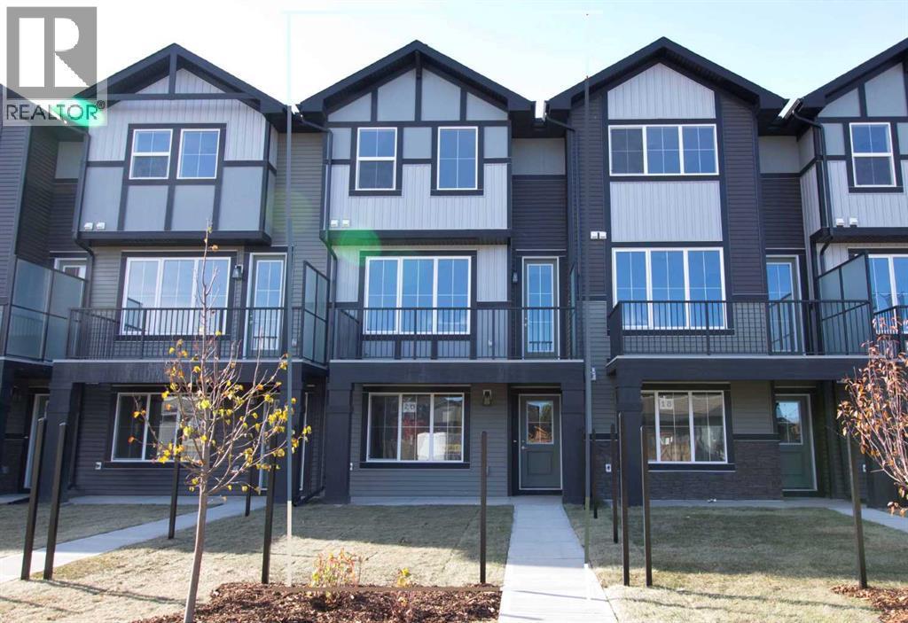16 Sundown Place, Cochrane