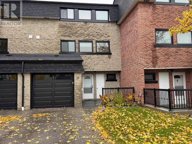 38 Henderson Drive, Aurora (aurora Highlands)