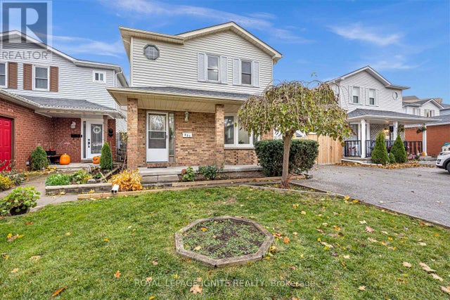 431 Cobblehill Drive, Oshawa (pinecrest)