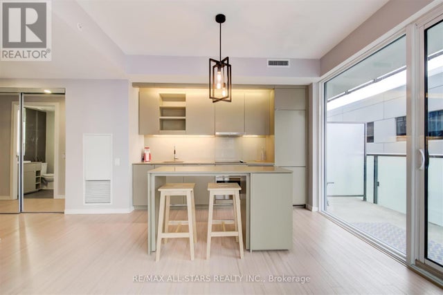 903 - 101 Peter Street, Toronto (waterfront Communities)