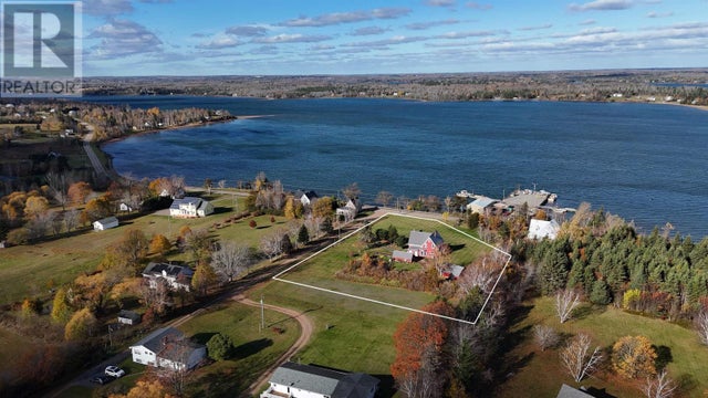 11 Sunset Lane, Lower Montague