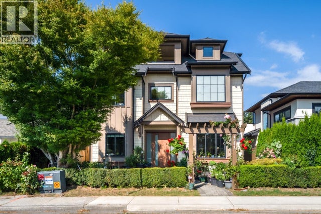 4591 Trimaran Drive, Richmond