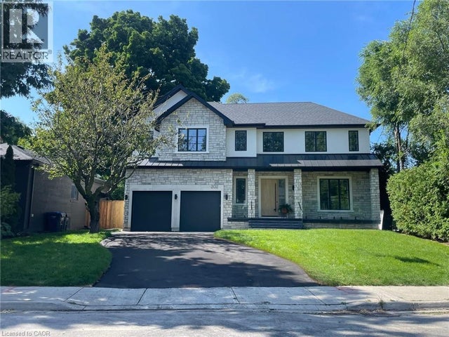 202 Queen Street W, Mississauga